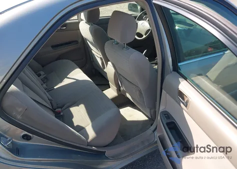 2005 Toyota Camry Le из США, поврежденный, VIN 4T1BE32K55U572753